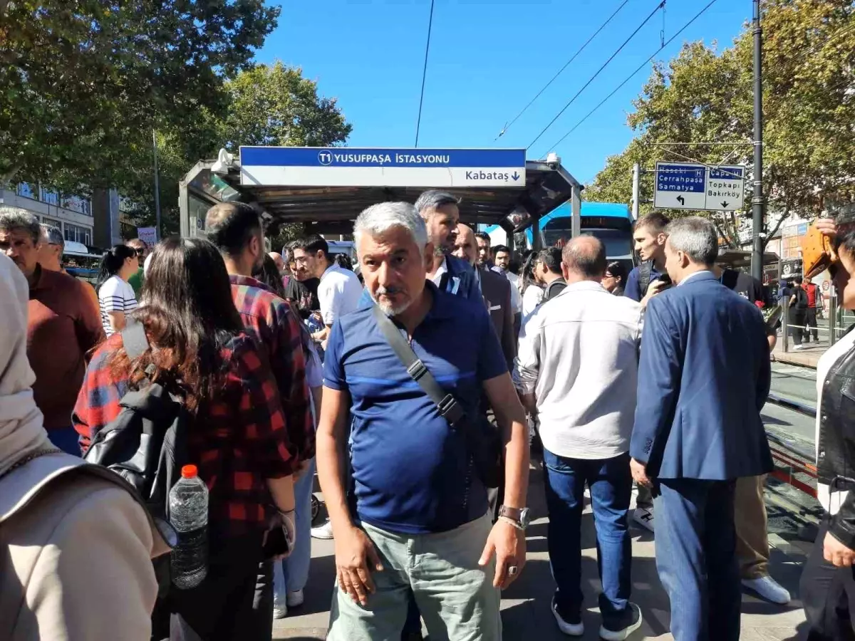 Tramvay Seferleri Gecikti