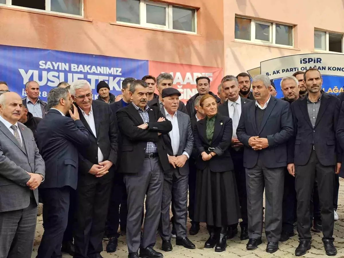 Milli Eğitim Bakanı Yusuf Tekin, Erzurum’da AK Parti İlçe Kongrelerine Katıldı