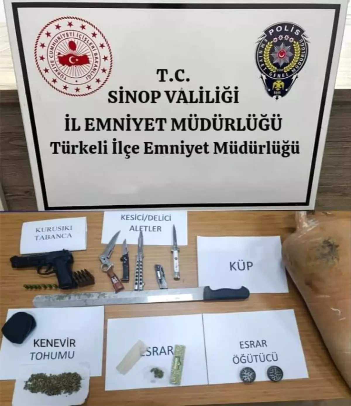 Türkeli’de Uyuşturucu ve Silah Ele Geçirildi