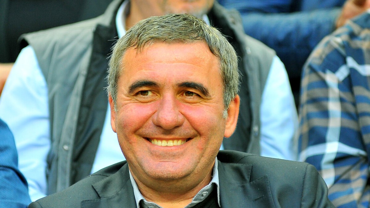 Gheorghe Hagi’den Okan Buruk’a övgüler